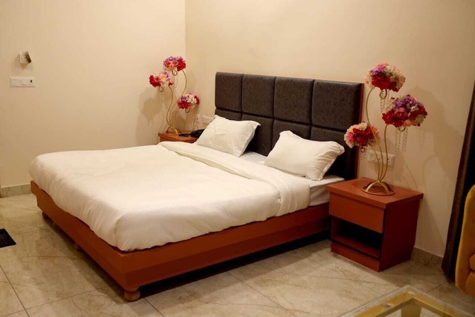 Imagen de la habitación del Hotel AJ\'s Arcade. Foto 3