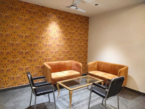 Imagen de los interiores del Hotel AJ\'s Arcade. Foto 15