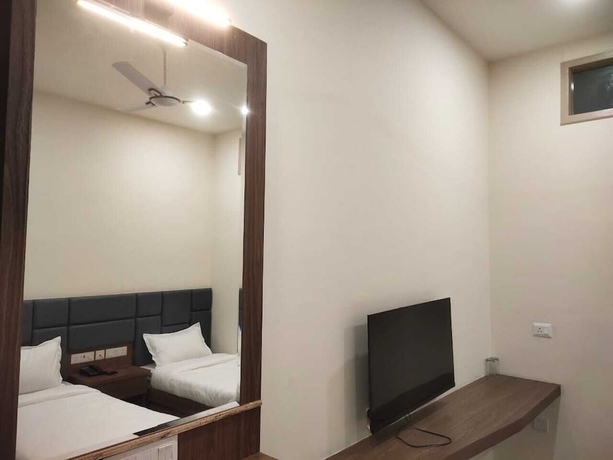 Imagen de la habitación del Hotel AJ\'s Arcade. Foto 8