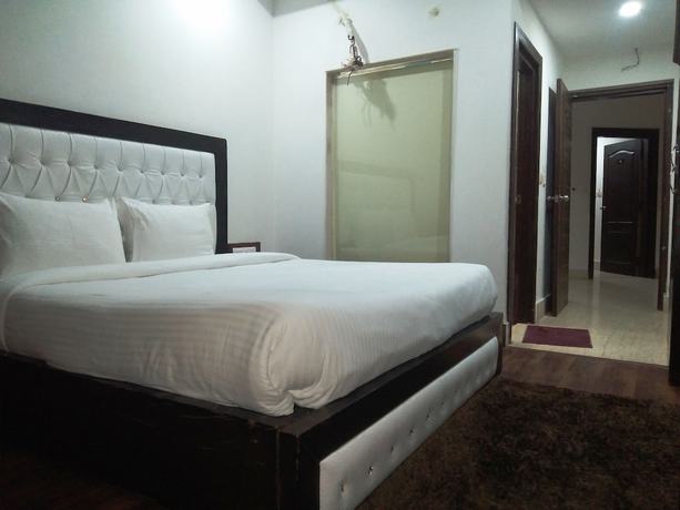 Imagen de la habitación del Hotel AK Continental. Foto 8