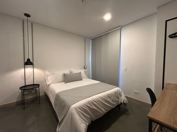 Imagen de la habitación del Hotel AKELA 30 HOTEL. Foto 3