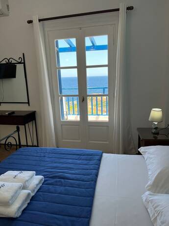 Imagen general del Hotel AKROTIRI, Municipal Unit of Kythira. Foto 7