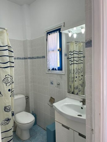 Imagen general del Hotel AKROTIRI, Municipal Unit of Kythira. Foto 10