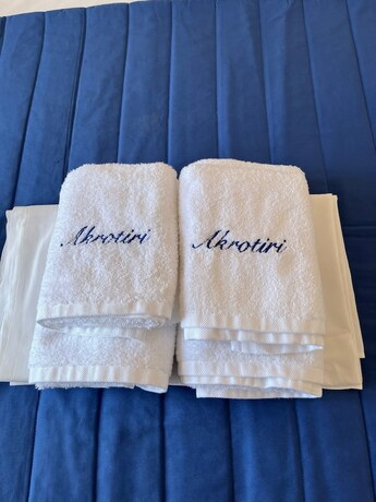 Imagen general del Hotel AKROTIRI, Municipal Unit of Kythira. Foto 14