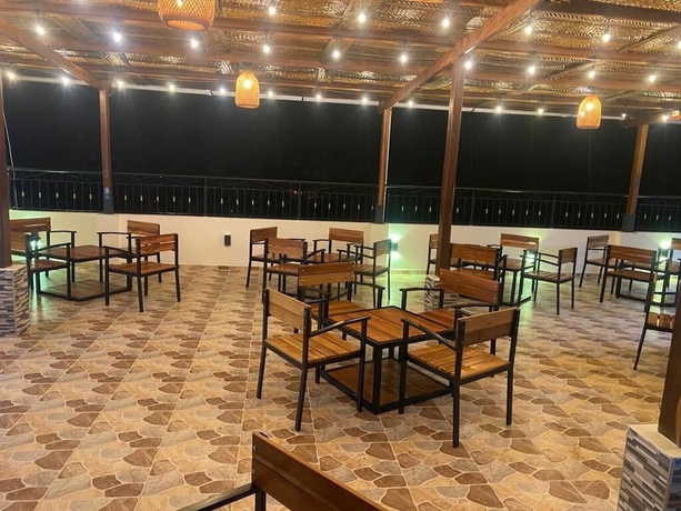 Imagen del bar/restaurante del Hotel AKUAIPPA HOSTAL RESTAURANT. Foto 4