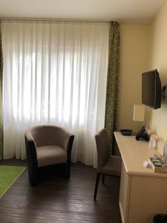 Imagen de la habitación del Hotel AKZENT Albert. Foto 9