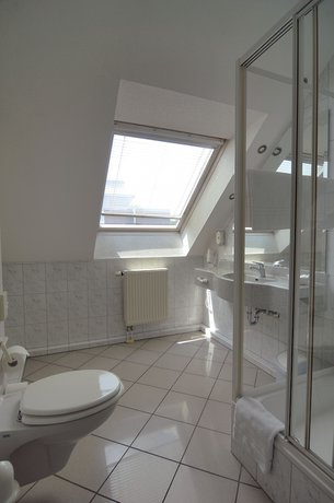 Imagen de la habitación del Hotel AKZENT Albert. Foto 17