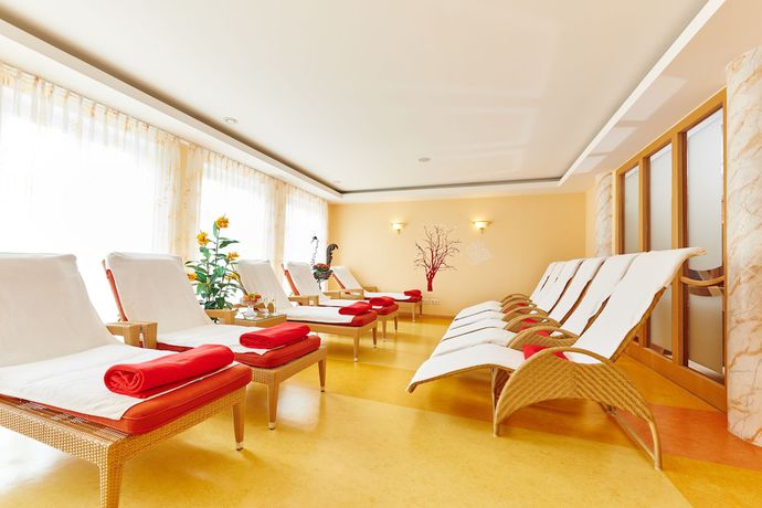 Imagen de la piscina del Hotel AKZENT Bayerwald-Residenz. Foto 20