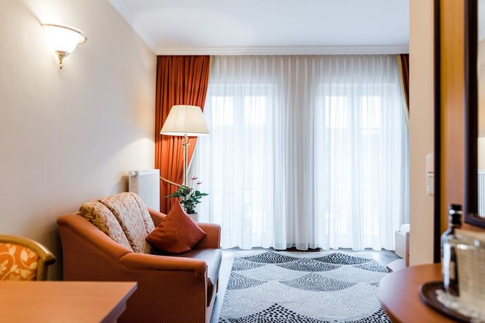 Imagen de la habitación del Hotel AKZENT Bayerwald-Residenz. Foto 13