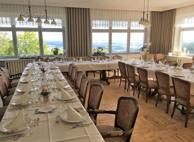 Imagen del bar/restaurante del Hotel AKZENT Berghotel Rosstrappe. Foto 9