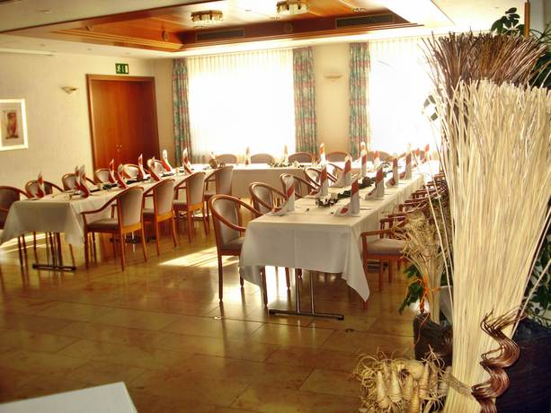 Imagen de los interiores del Hotel AKZENT Goldener Ochsen, Cr&ouml;ffelbach. Foto 19