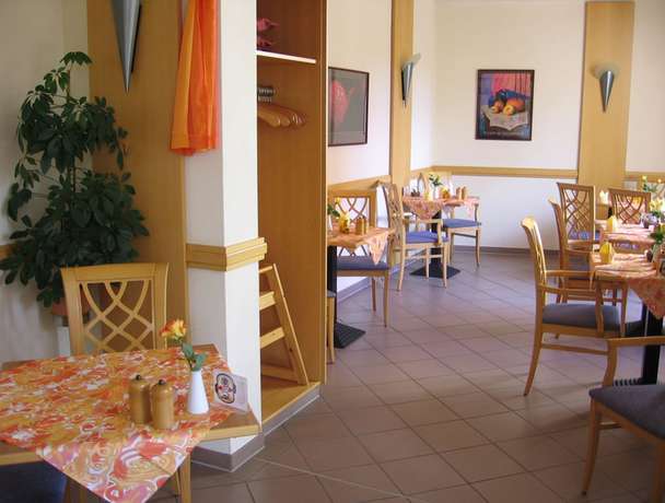 Imagen del bar/restaurante del Hotel AKZENT Parkhotel Trebbin. Foto 4