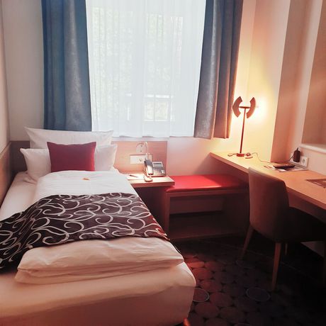 Imagen de la habitación del Hotel AKZENT Villa Saxer. Foto 3