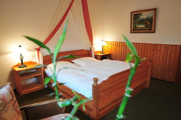 Imagen de la habitación del Hotel AKZENT Zur Wasserburg. Foto 14