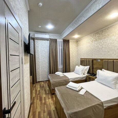 Imagen de la habitación del Hotel AL ARDA HYATT. Foto 18