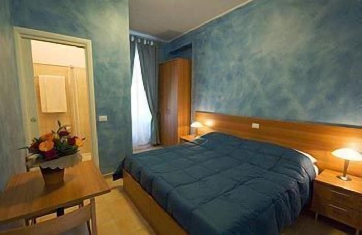 Imagen de la habitación del Hotel AL CENTRO STORICO DI ROMA. Foto 2