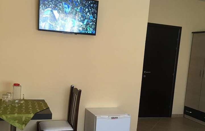 Imagen de la habitación del Hotel AL. Foto 10