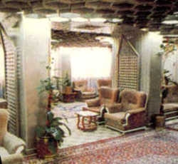 Imagen de los interiores del Hotel AL IWAN. Foto 6