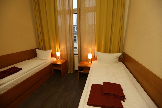 Imagen de la habitación del Hotel AL KONIGSHOF. Foto 3