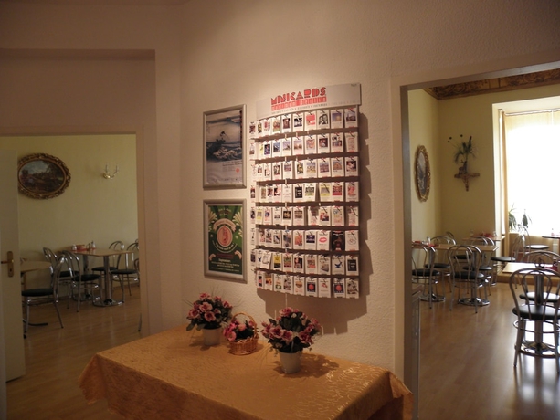 Imagen de los interiores del Hotel AL KONIGSHOF. Foto 18