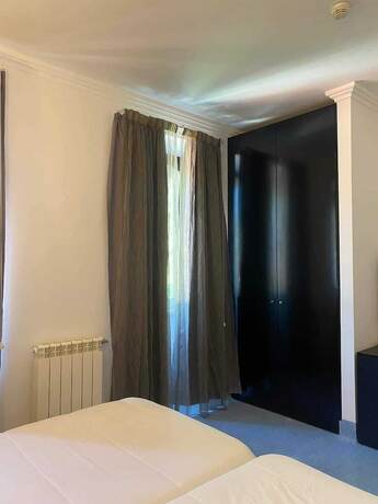 Imagen general del Hotel AL and Snack Bar Éden. Foto 6