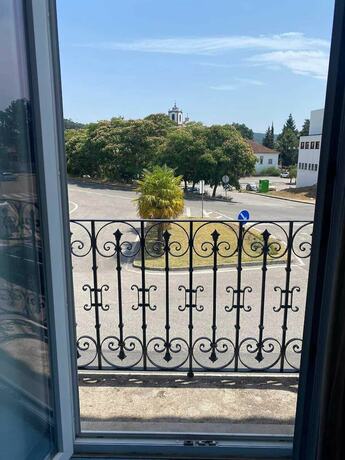 Imagen general del Hotel AL and Snack Bar Éden. Foto 11