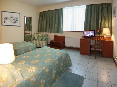 Imagen de la habitación del Hotel ALA. Foto 6