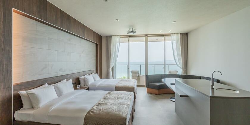 Imagen de la habitación del Hotel ALBAHOTELANDGLAMPING. Foto 20