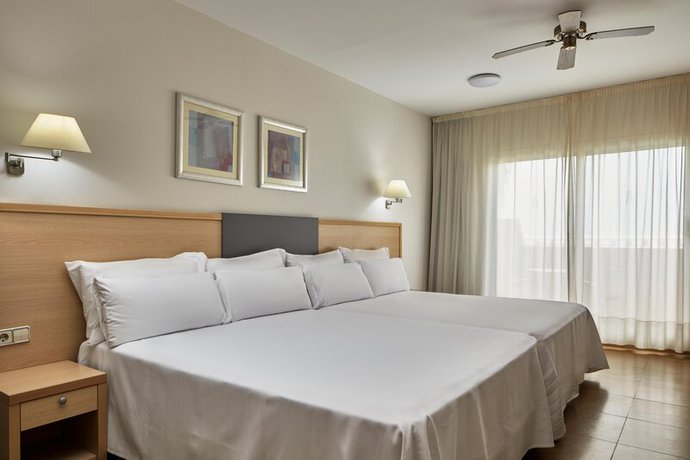 Imagen de la habitación del Hotel ALEGRIA Cabo de Gata Aquafun. Foto 4