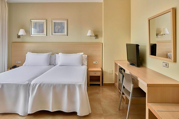 Imagen de la habitación del Hotel ALEGRIA Cabo de Gata Aquafun. Foto 5