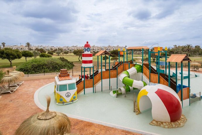 Imagen de los interiores del Hotel ALEGRIA Cabo de Gata Aquafun. Foto 11