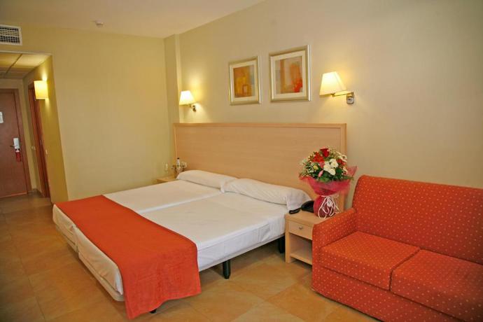 Imagen de la habitación del Hotel ALEGRIA Cabo de Gata. Foto 5