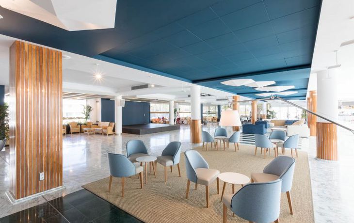 Imagen general del Hotel ALEGRIA Caprici Verd. Foto 3