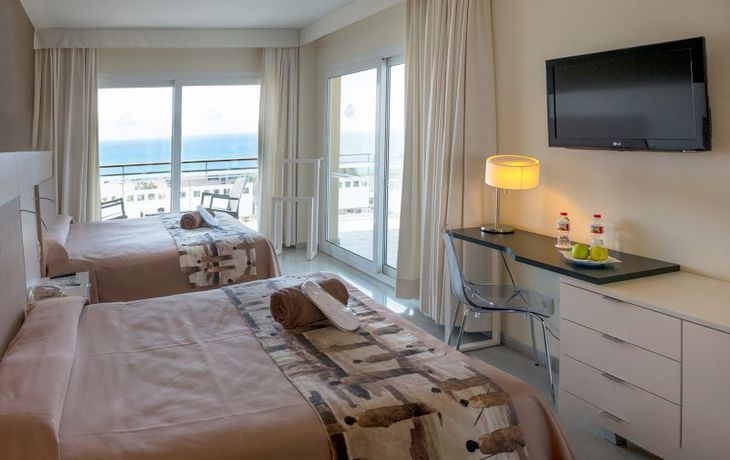 Imagen general del Hotel ALEGRIA Caprici Verd. Foto 9