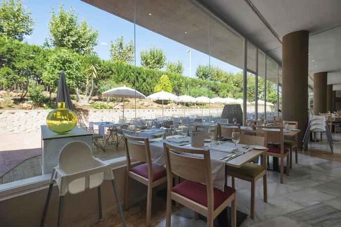 Imagen de los exteriores del Hotel ALEGRIA Costa Ballena AquaFUN. Foto 7