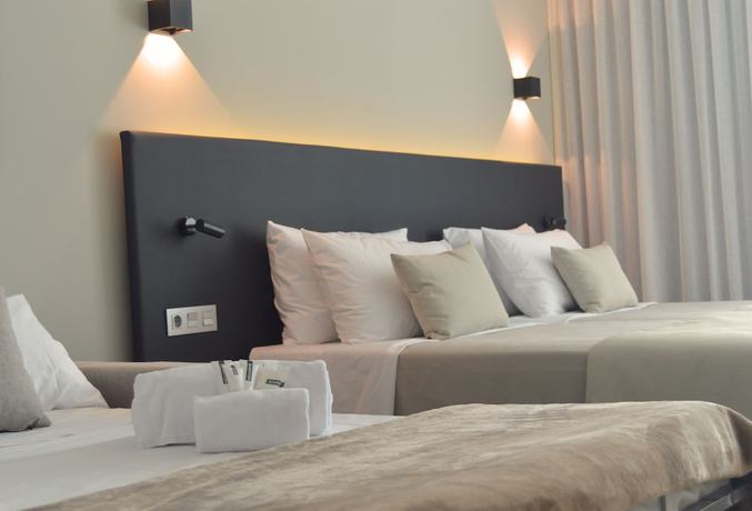 Imagen de la habitación del Hotel ALEGRIA Dos Playas. Foto 10