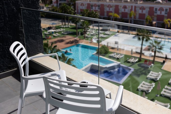 Imagen de la habitación del Hotel ALEGRIA Dos Playas. Foto 11