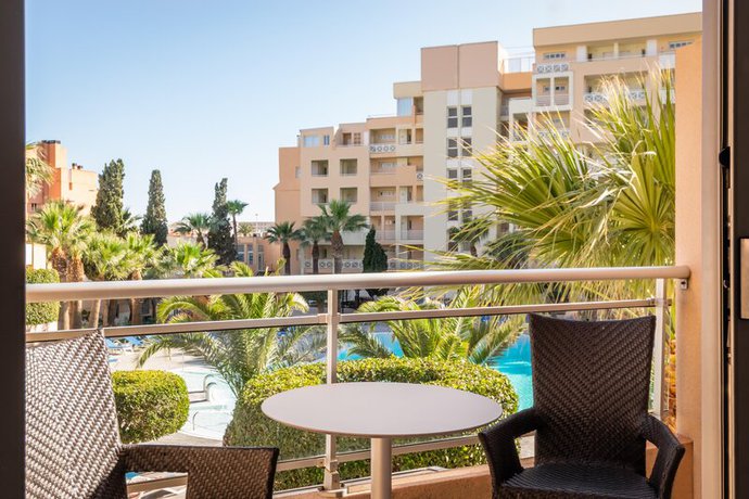 Imagen de la habitación del Hotel ALEGRIA Fénix Family. Foto 7