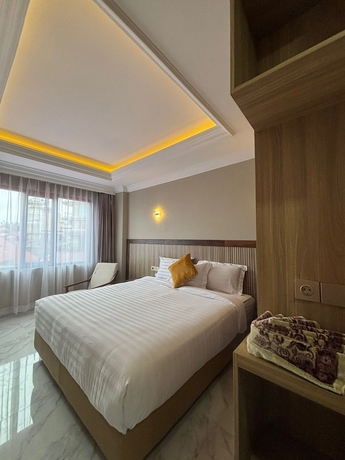 Imagen de la habitación del Hotel ALESHA HOTEL. Foto 12
