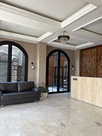 Imagen de los interiores del Hotel ALESHA HOTEL. Foto 13