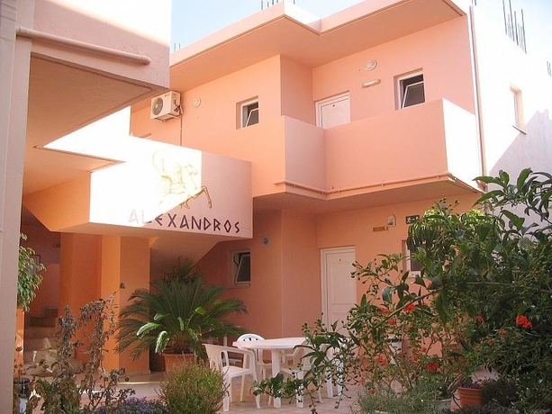 Imagen general del Hotel ALEXANDROS APARTMENTS. Foto 2