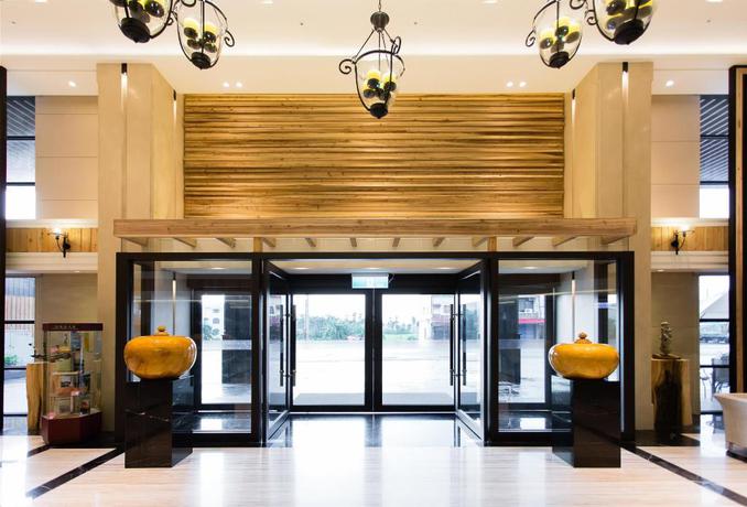 Imagen de los interiores del Hotel ALI MOUNTAIN ORIENTAL PEARL INTERNATIONAL HOTEL. Foto 6