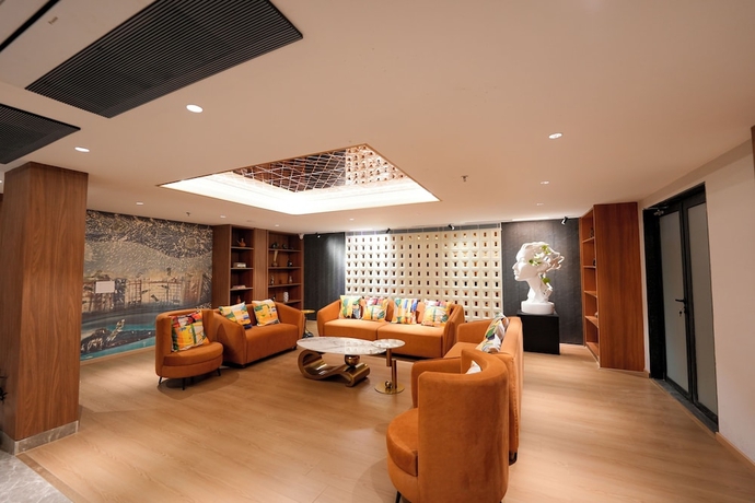 Imagen de los interiores del Hotel ALIVAA boutique DLF Cybercity Gurugram. Foto 15