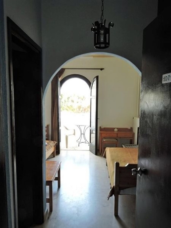 Imagen general del Hotel ALKYONIDES. Foto 2
