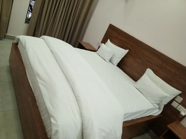 Imagen de la habitación del Hotel ALLY NGALI MOTEL. Foto 14
