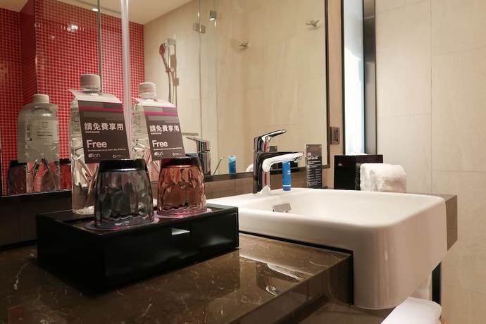 Imagen de la habitación del Hotel ALOFT TAIPEI BEITOU. Foto 6