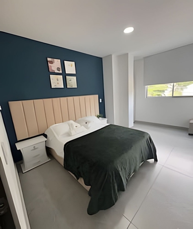 Imagen de la habitación del Hotel ALOJAMIENTOS LA MARTIN. Foto 1