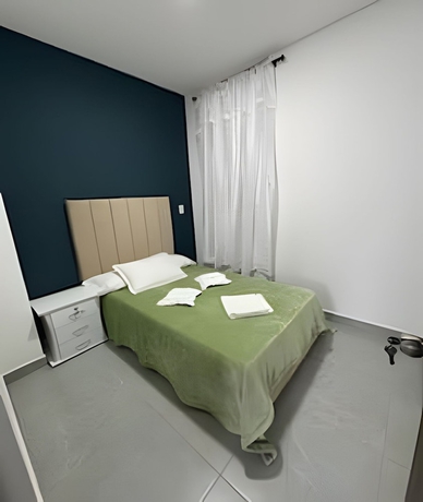 Imagen de la habitación del Hotel ALOJAMIENTOS LA MARTIN. Foto 5
