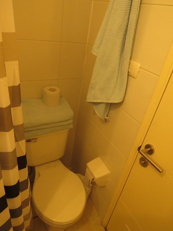 Imagen de la habitación del Hotel ALOJAMIENTOS SANTIAGO CHILE. Foto 9