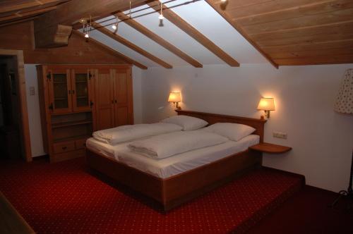 Imagen de la habitación del Hotel ALPEN GL&Uuml;CK Unterm Rain garni. Foto 7
